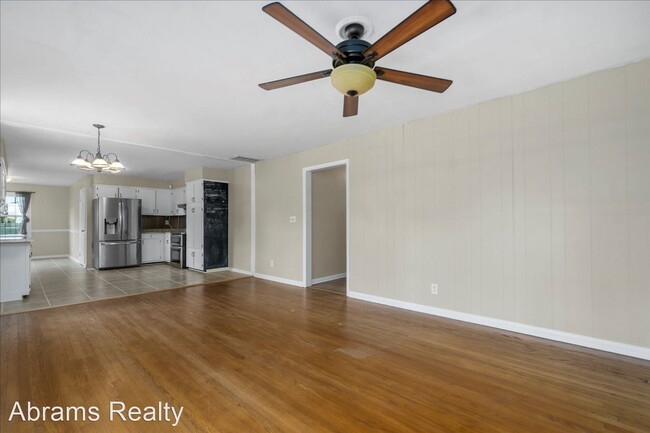 Building Photo - 3 br, 2 bath House - 8044 Camellia Rd