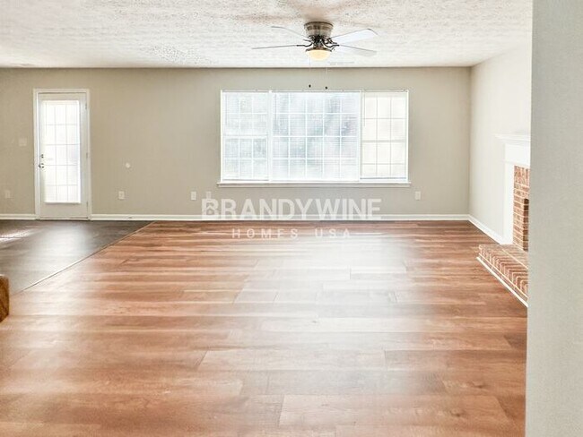 Foto del edificio - 5210 Summer Brooke Ct