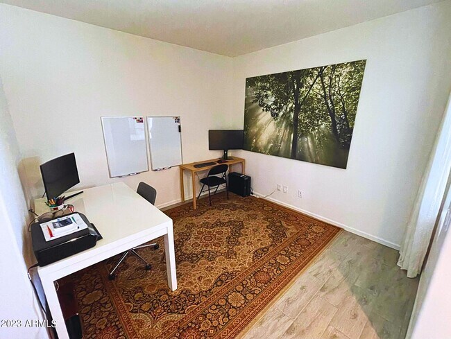 Foto del edificio - 2043 N Vega Ct