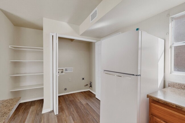 Building Photo - 3 bedroom 2 bath home in East El Paso!