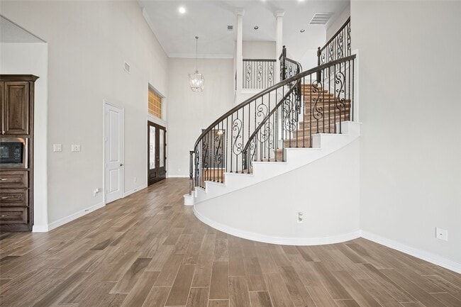 Foto del edificio - 2823 Maple Oak Ln