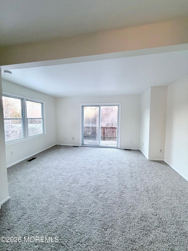 Foto del edificio - 1511 Railroad Ave