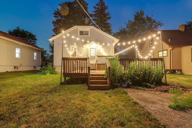 Foto del edificio - 16 S Hudson St