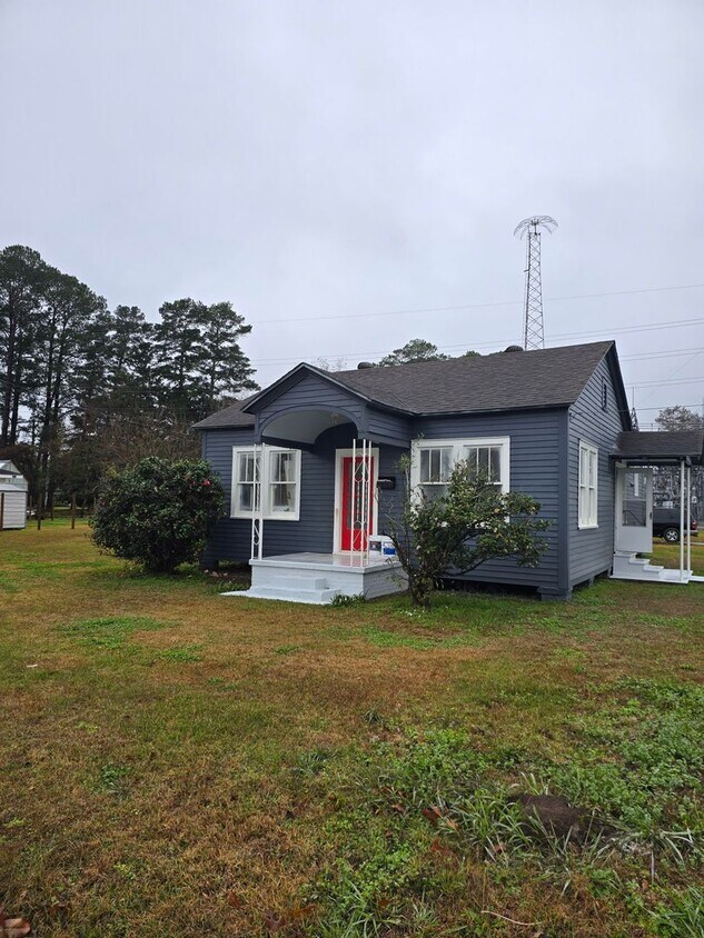 Foto del edificio - Saint Street House for Rent