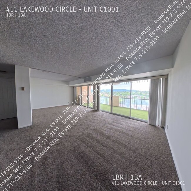 Building Photo - 411 Lakewood Cir