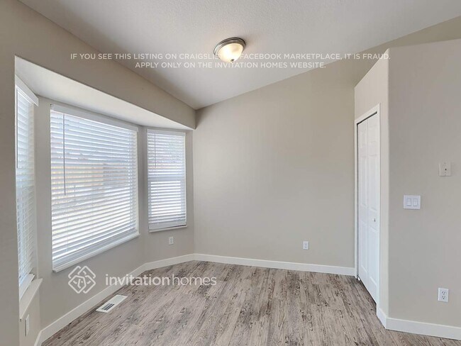Foto del edificio - 5648 Hawkesbury Dr