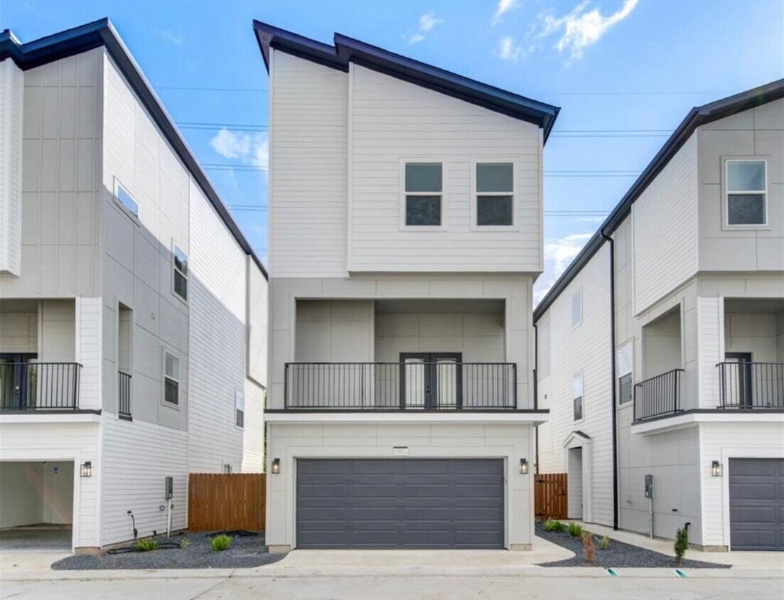 Foto principal - 1102 Paul Quinn St