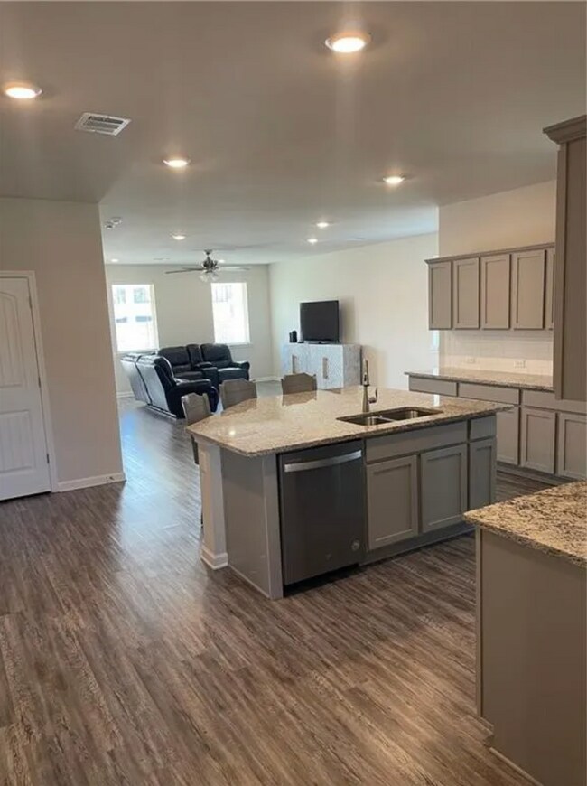 Foto del edificio - 24122 Conservation Way Ave