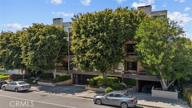 Building Photo - 4641 Fulton Ave