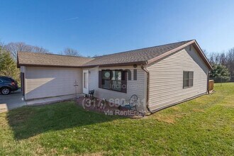 Building Photo - 6347 N Jaccob St