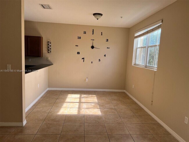 Foto del edificio - 10870 NW 88th Terrace
