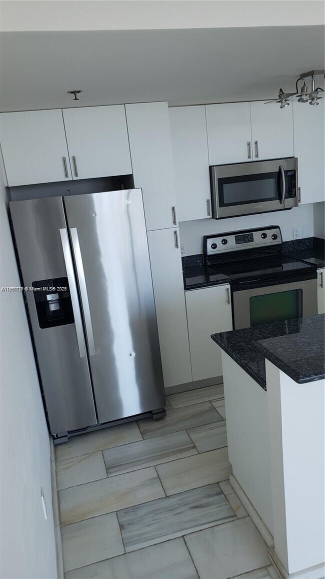 Foto del edificio - 1401 SW 22nd St