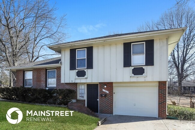 Building Photo - 11801 Armitage Dr