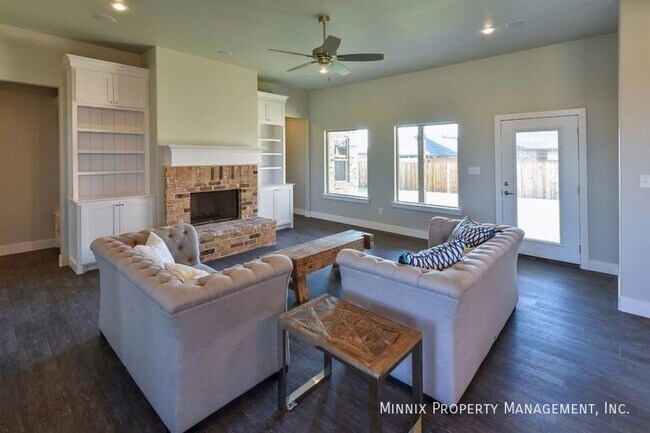 Building Photo - 2103 99th St