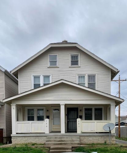 Primary Photo - 768 Siebert St