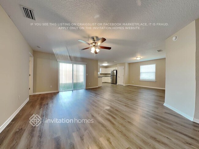 Foto del edificio - 78125 Saddle Rock Rd