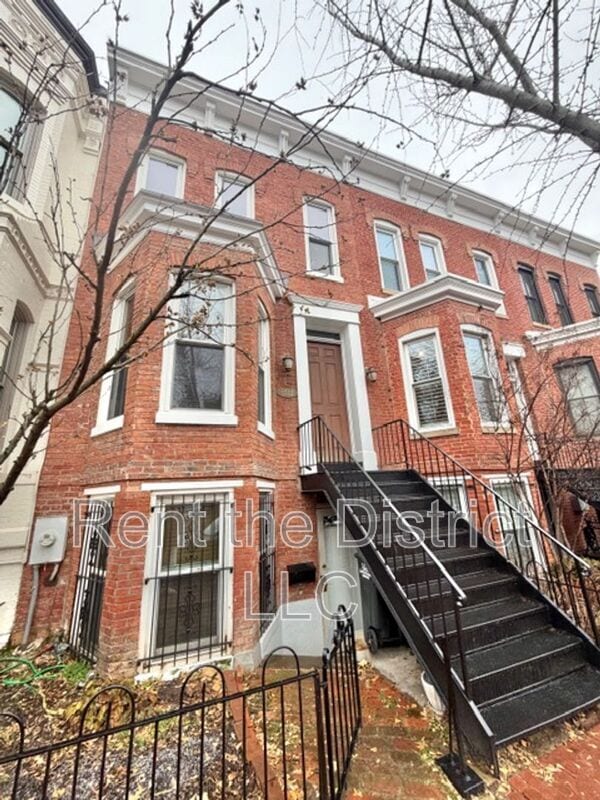 Building Photo - 1532 Kingman Pl NW