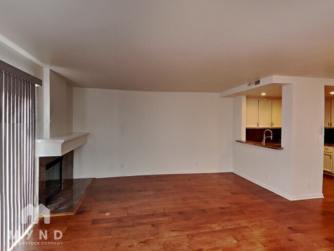 Foto del edificio - 66 Cherry Ridge Ln