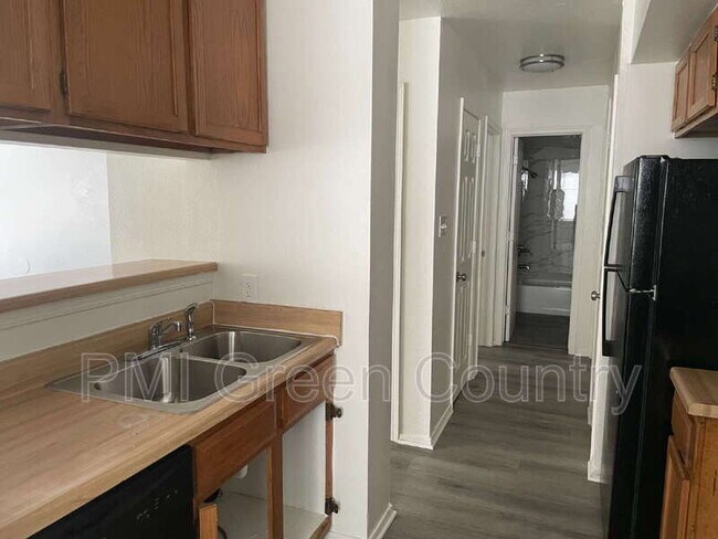 Foto del edificio - 1802 E 66th Pl