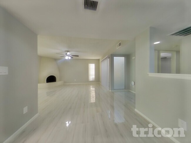 Foto del edificio - 6210 E Minton Pl