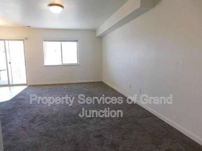 Building Photo - 654 Trinity Way