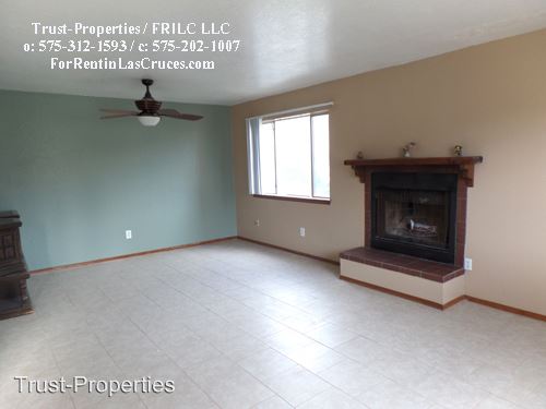 Building Photo - 3135 Hillrise Dr
