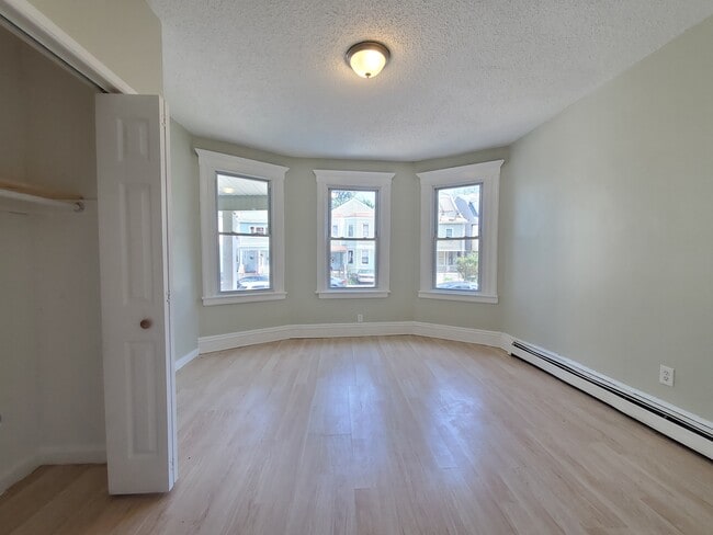 Building Photo - 43 N 18th St
