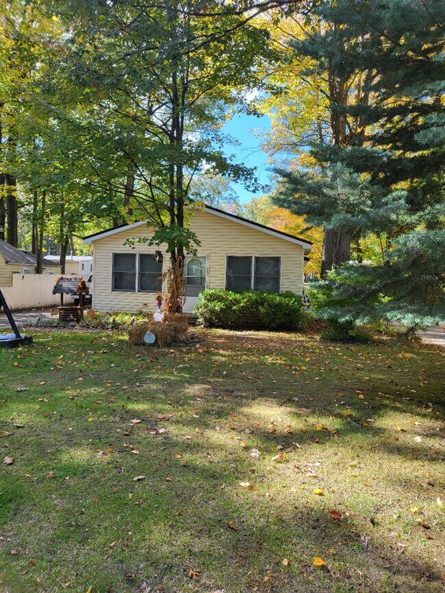 Building Photo - 135 Kimberly Dr