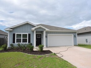 Building Photo - 6521 Paso Fino Dr