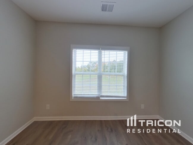 Building Photo - 821 Ellyson Dr Spring Hill TN