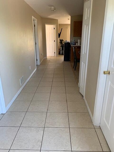 Building Photo - 4642 Golfview Boulevard, Unit 4644