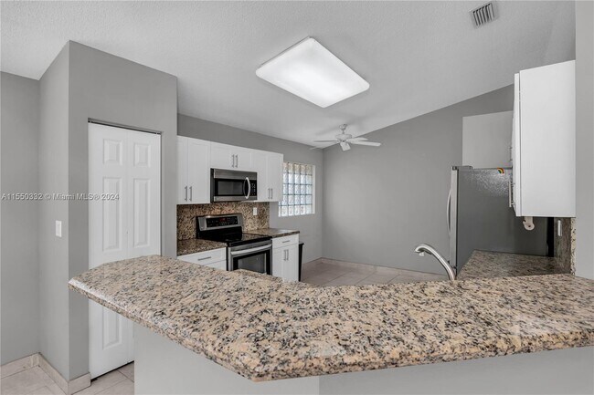 Building Photo - 4128 Sapphire Terrace