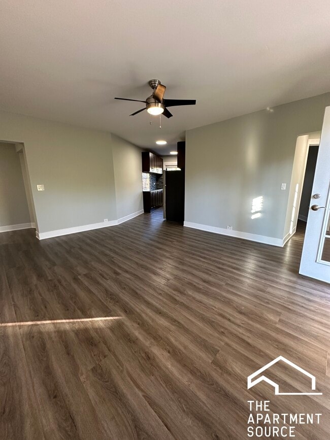 Foto del edificio - 730 Judson Ave