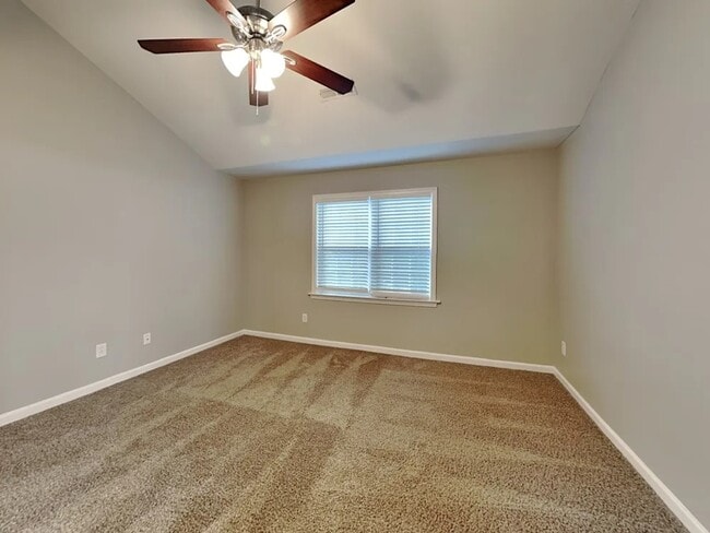 Foto del edificio - 3966 Heather View Ln