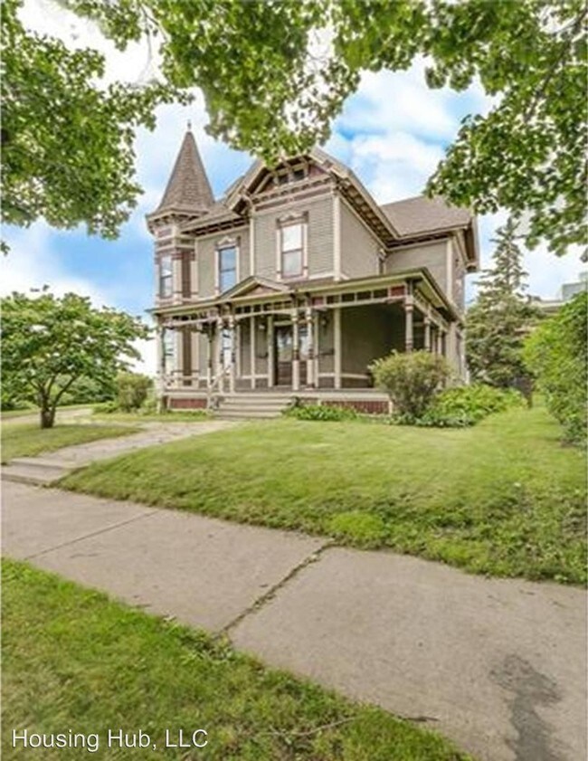 Foto del edificio - 653 5th St E