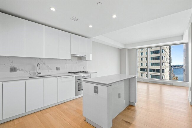 Foto del edificio - 133 Seaport Blvd