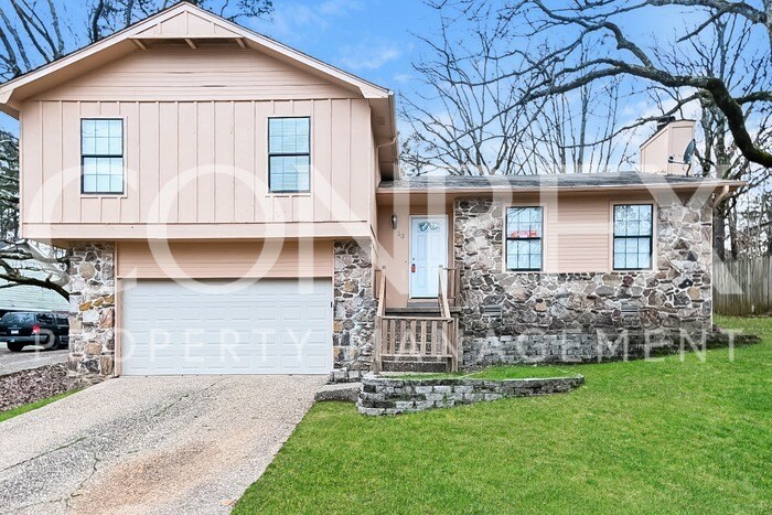 Primary Photo - Charming 3 Bedroom