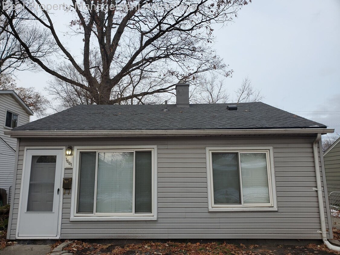 Primary Photo - All New Everything In This Contemporary Mi...