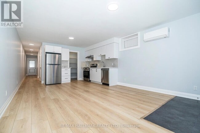 Photo du bâtiment - 519 Gladstone Ave