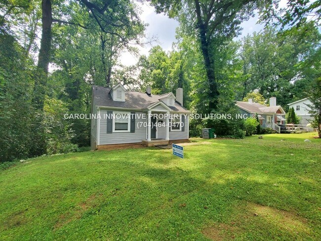 Foto del edificio - 2824 Phillips Ave