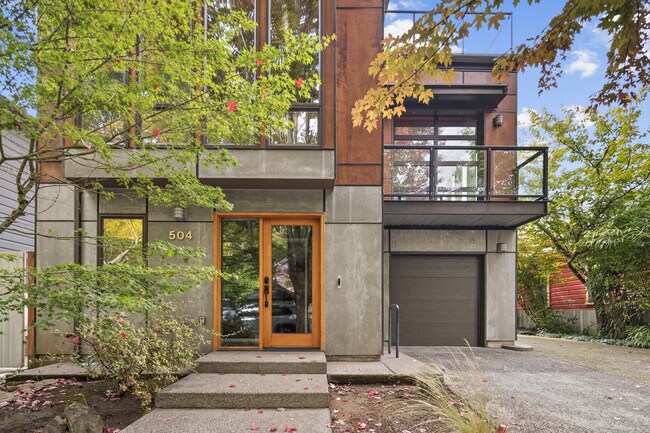 Foto del edificio - 504 NE Brazee St