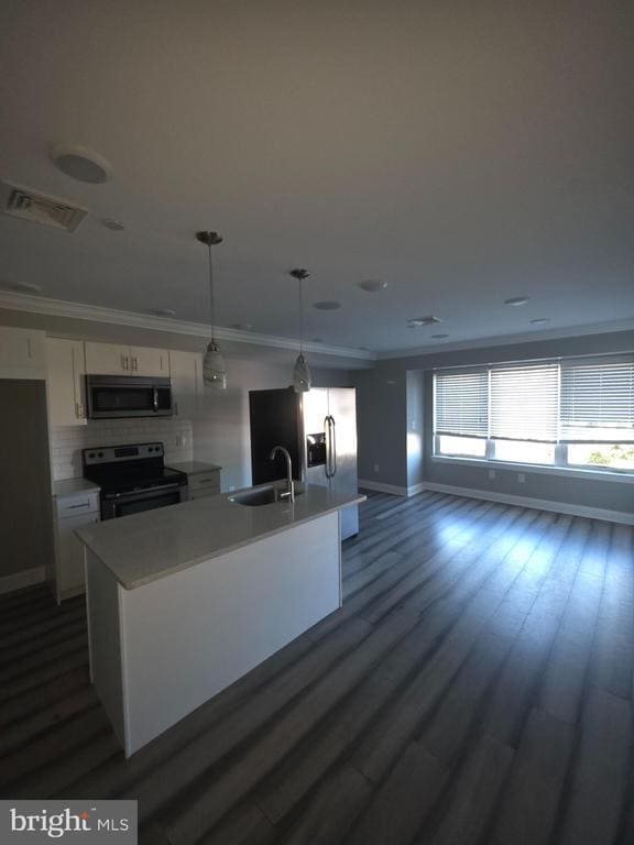 Foto del edificio - 3410 W Commissioner St