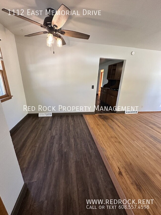 Building Photo - 1112 E Memorial Dr