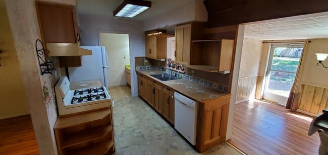 Foto del edificio - 1806 Cherry Orchard Dr