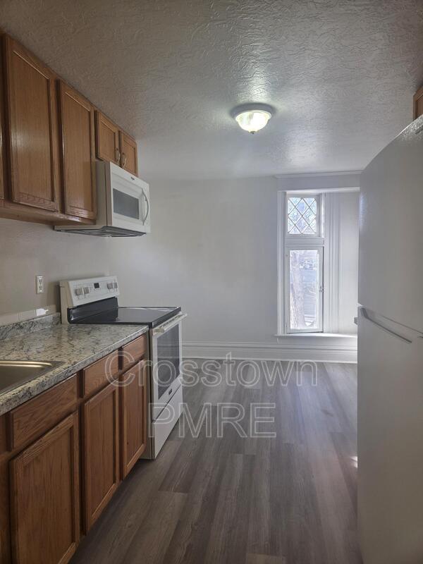 Foto del edificio - 1718 8th Ave