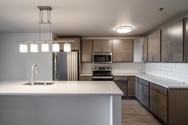 Interior Photo - Arden