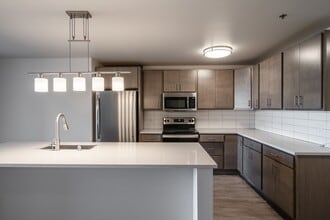 Interior Photo - Arden