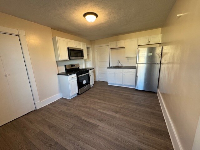 Building Photo - 104 Baughman Ave