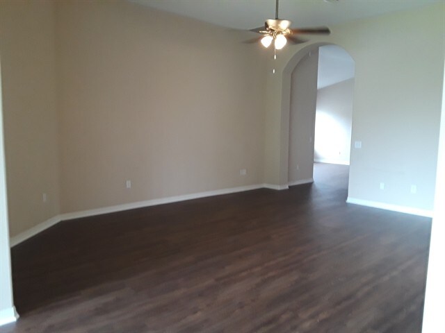 Building Photo - 3207 Chessington Drive