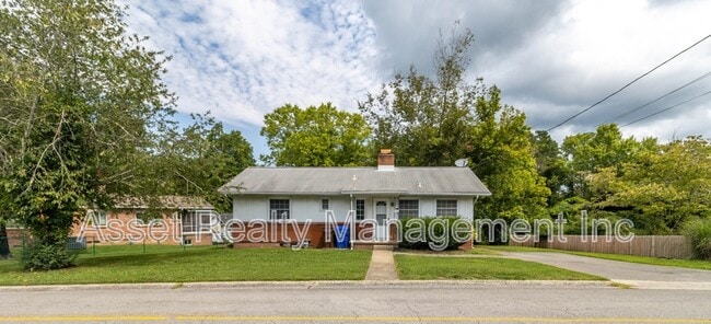 Building Photo - 120 Utah Ave